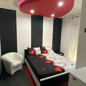 Iris Room